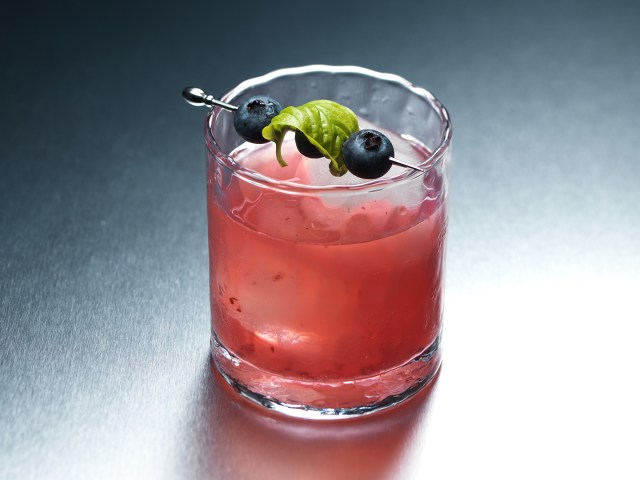 blueberry basil margarita ©Cyndi Long (clstudios.com)